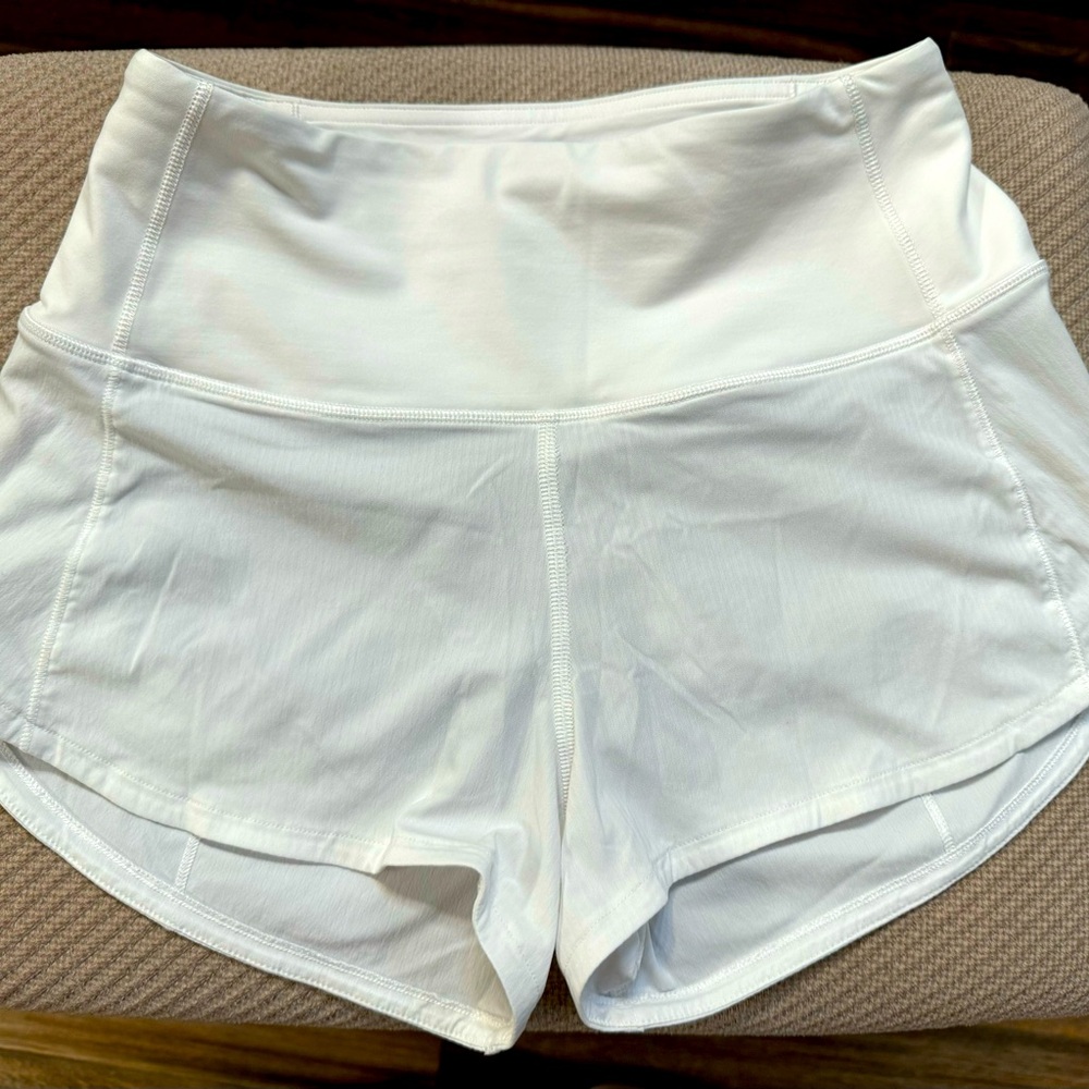 Lululemon Speed Up Shorts 2.5”